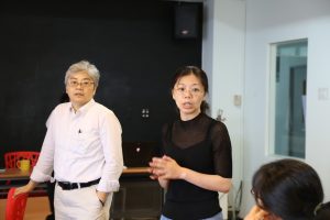 兩位講師蒞臨實體場,與現場與會者進行Q&A,幫助與會者解決問題和提出建議